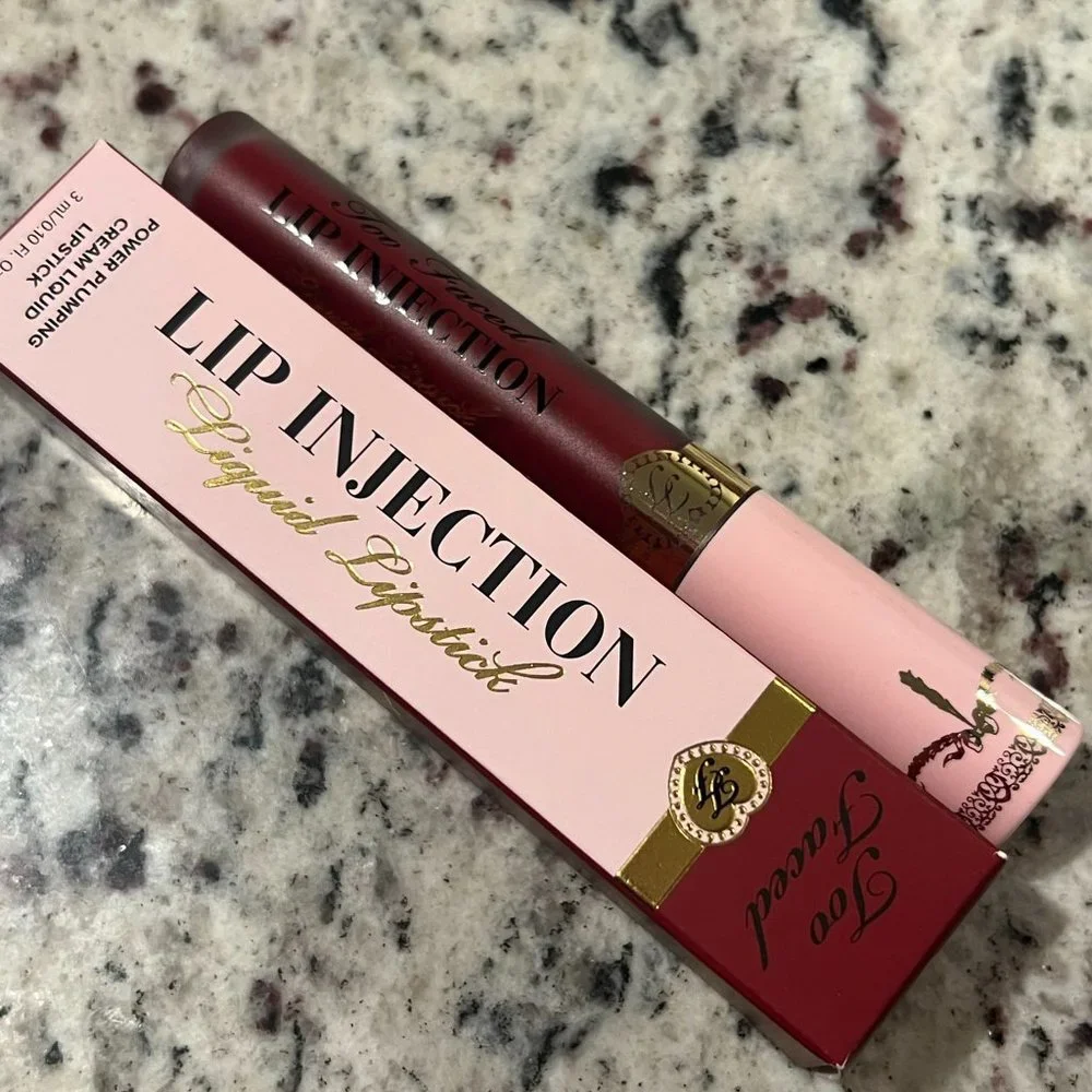 NWB Too Faced Lip Injection Liquid Lipstick Boom Boom Pow - Picture 1 of 3